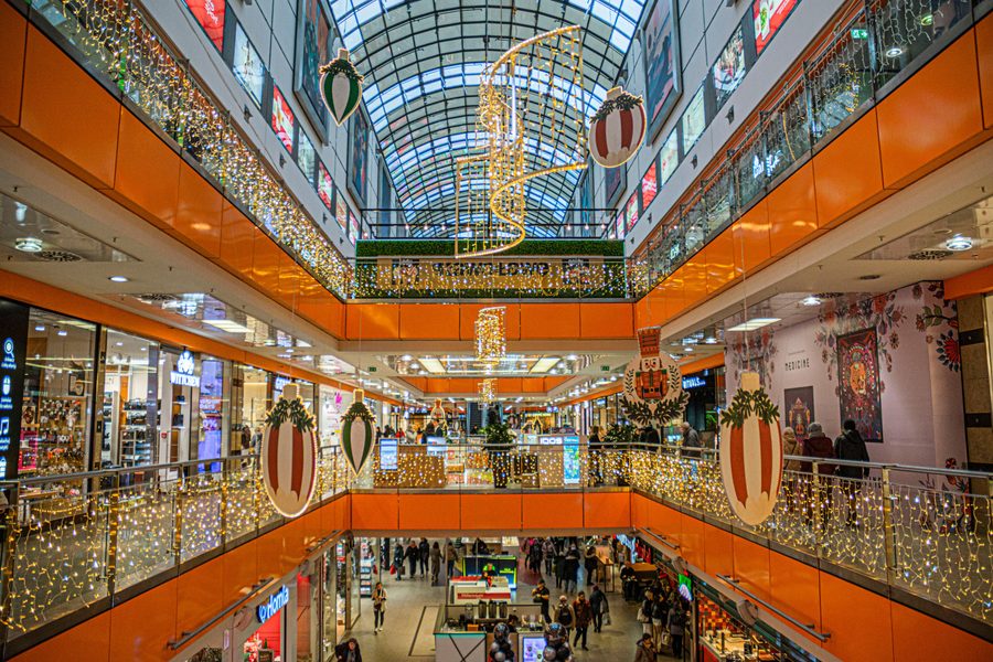 Hotel and commercial holiday decoration